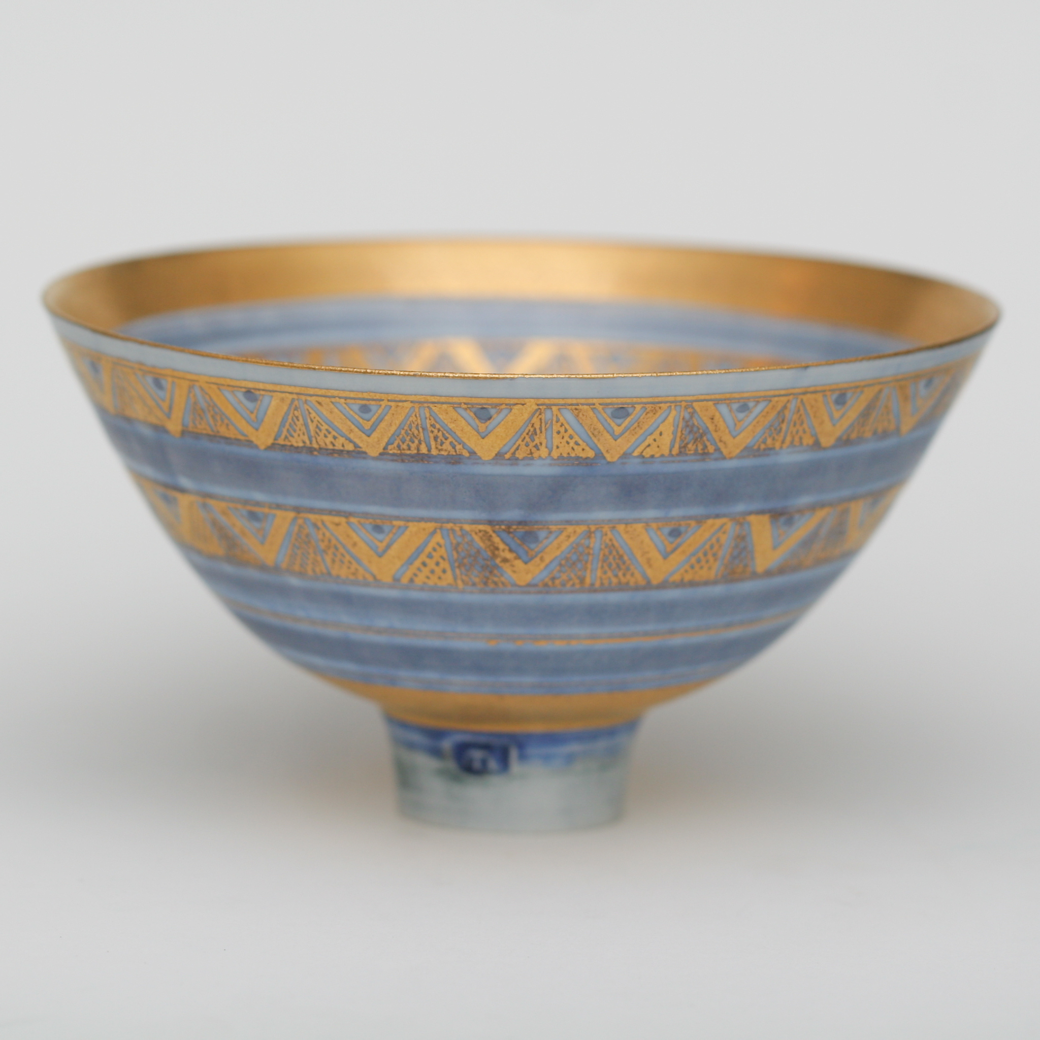 The Burton launches Curatorial Fellowship in Ceramics with support from The Headley Trust