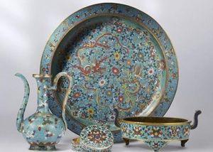 Decorative items at Bonhams valuation day